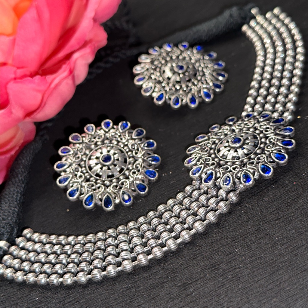 Oxidize Choker Set.